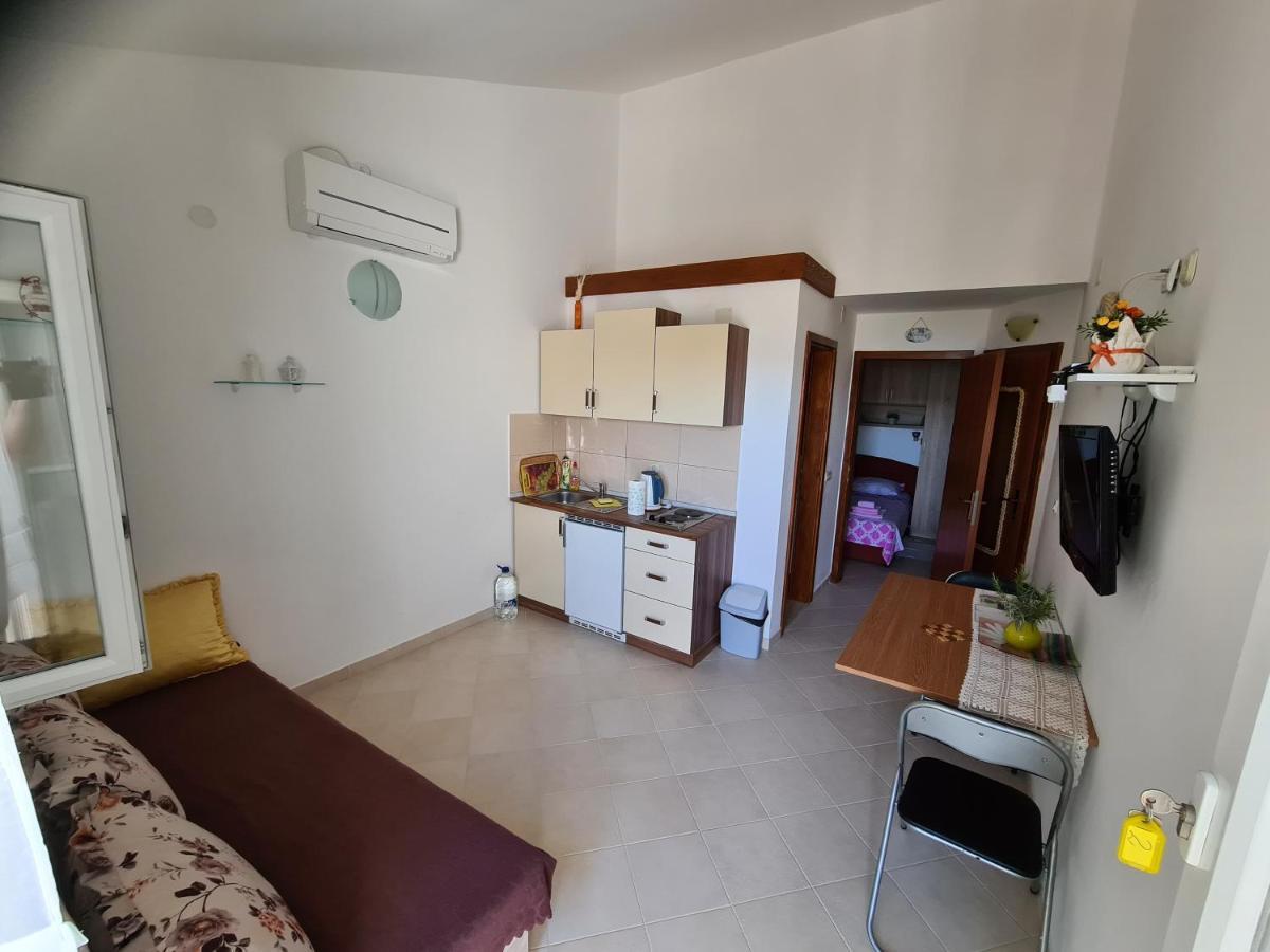 Apartmani Bozana Viganj Eksteriør bilde